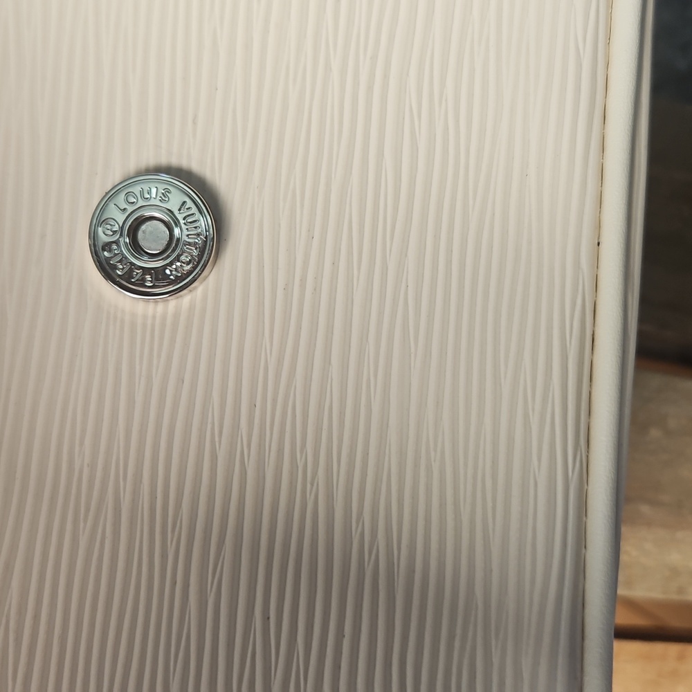 Cream Art Deco Designer Buci Crossbody Bag, B15278 LV - Picture 9 of 16